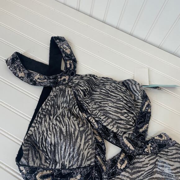 NWT Camille La Vie Animal Print Sequin Halter Open Back Maxi Dress Size 4 - Picture 7 of 9